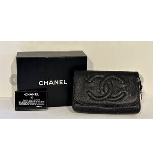 Auth Chanel black caviar leather clutch purse cosmetic bag with box tag and card
